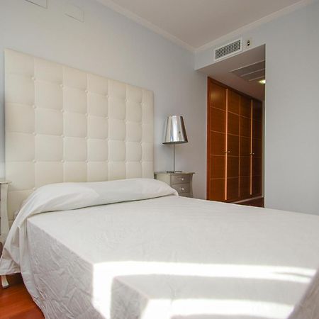 Luxury Apt In Plaza De Espana - Free Parking Sevilla Bagian luar foto
