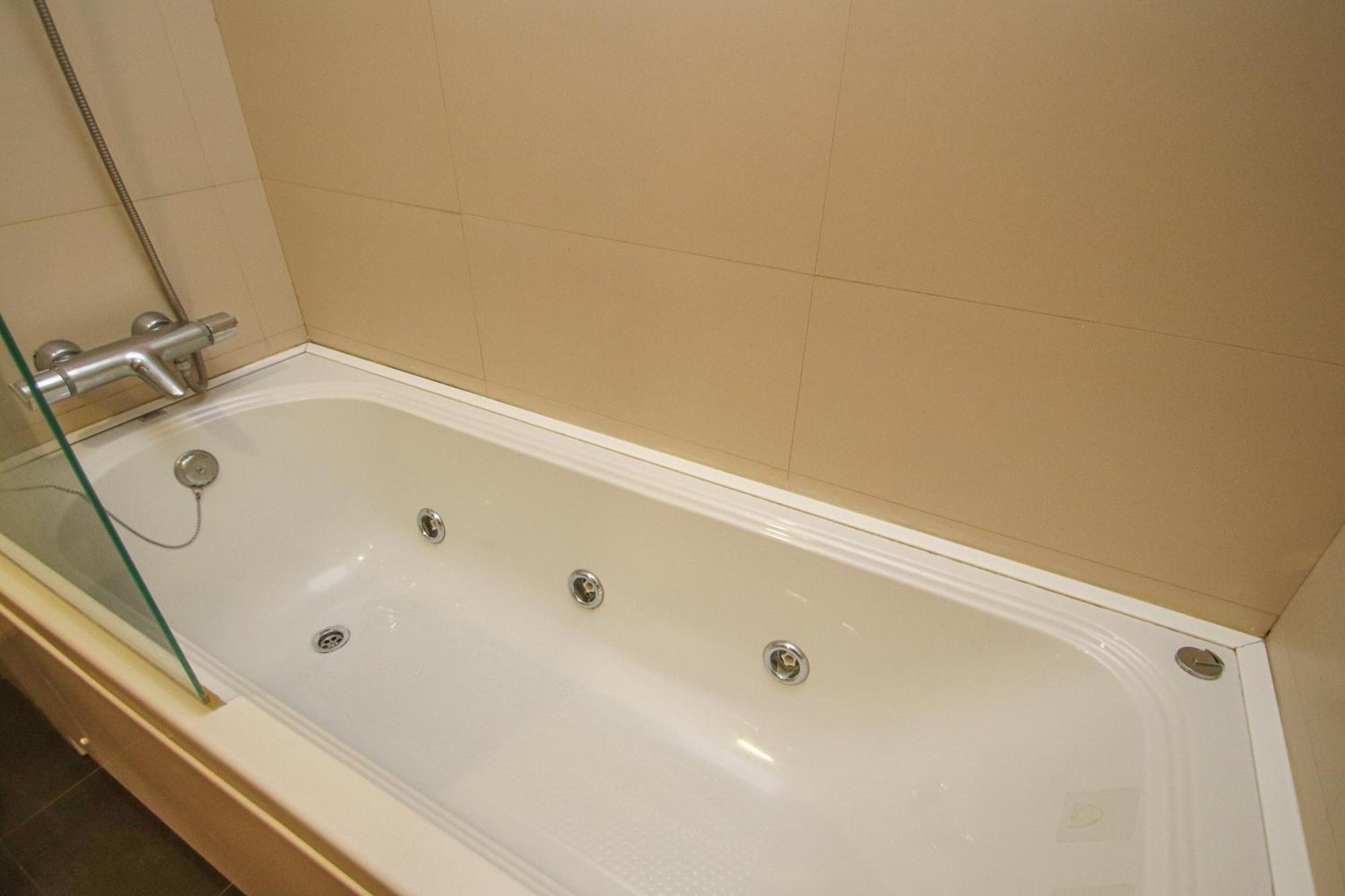 Luxury Apt In Plaza De Espana - Free Parking Sevilla Bagian luar foto